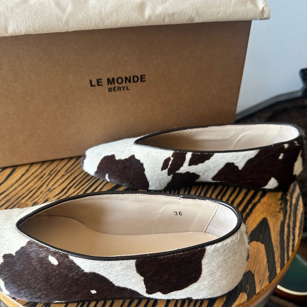 Le Monde Beryl Vow Print Pony Hair Regency Flats Ballet Flats) Size 36